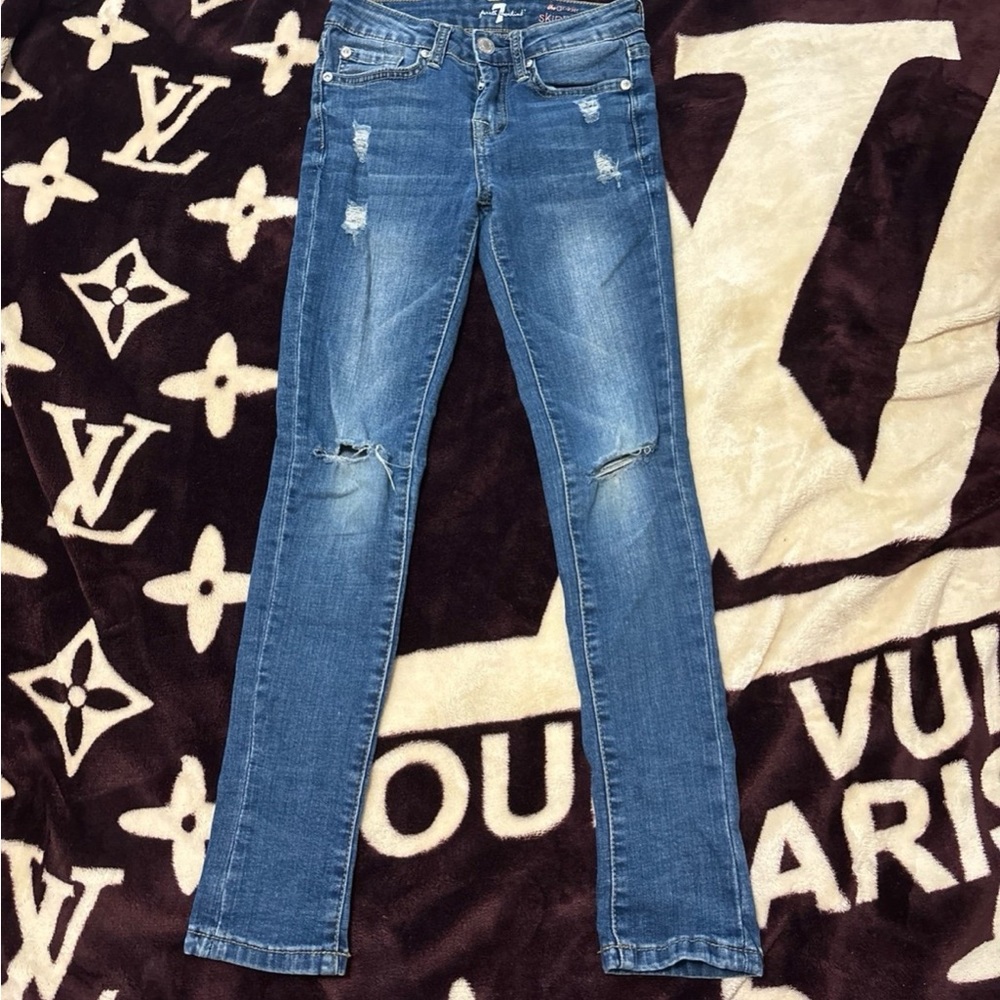 🆕7 For all mankind distressed skinny jeans size 8